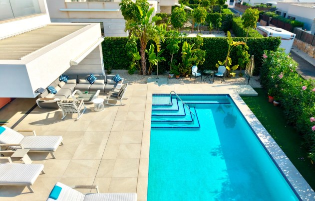 Herverkoop - Villa - Los Montesinos - La Herrada