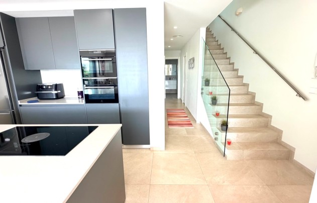 Herverkoop - Villa - Los Montesinos - La Herrada