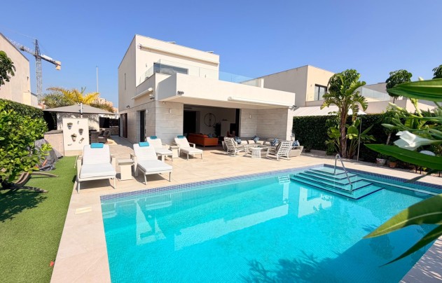 Herverkoop - Villa - Los Montesinos - La Herrada