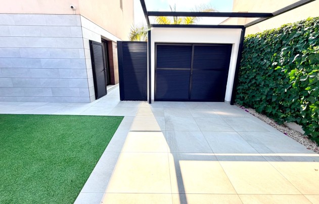 Herverkoop - Villa - Los Montesinos - La Herrada