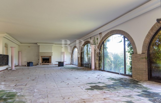 Resale - Villa - Girona