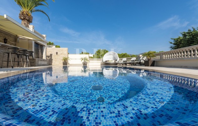 Herverkoop - Villa - Calvià - Peguera