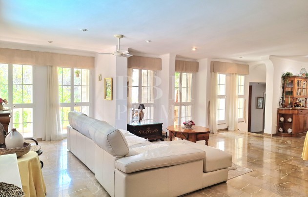 Herverkoop - Villa - Calvià - Peguera
