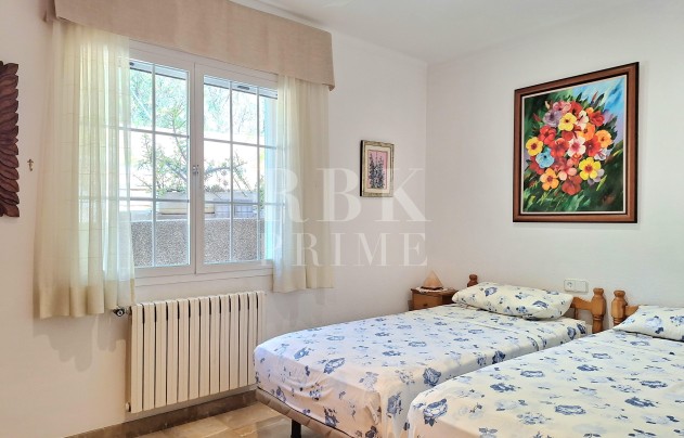 Herverkoop - Villa - Calvià - Peguera