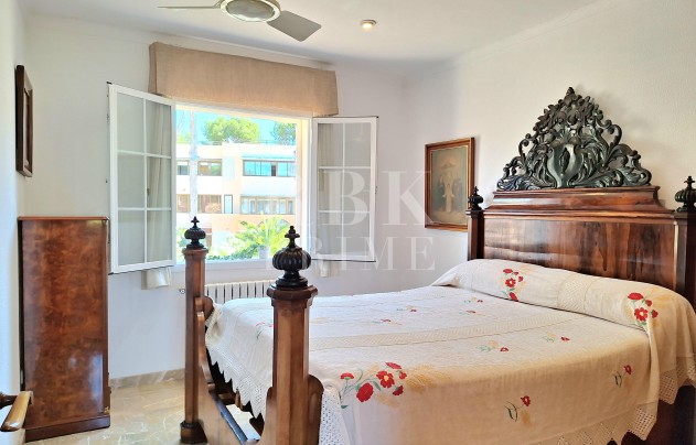 Herverkoop - Villa - Calvià - Peguera