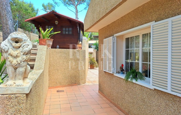 Herverkoop - Villa - Calvià - Peguera