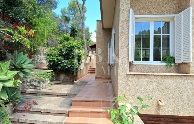Herverkoop - Villa - Calvià - Peguera