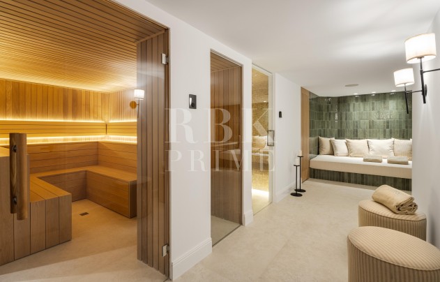 Resale - Villa - Malaga - Málaga