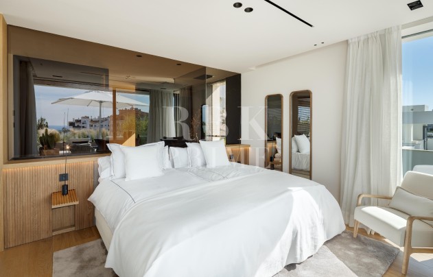 Herverkoop - Villa - Malaga - Nueva Andalucía