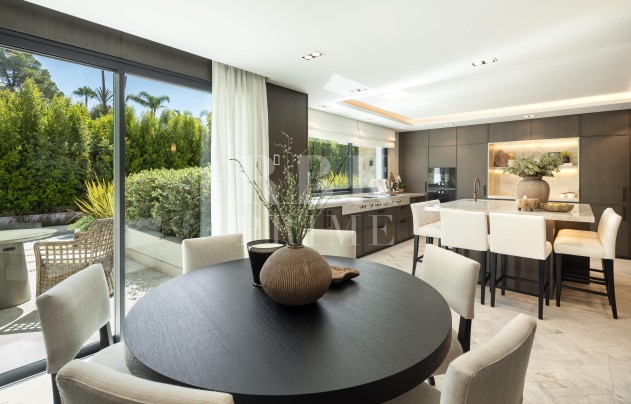 Herverkoop - Villa - Malaga - Nueva Andalucía