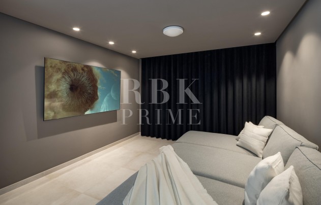 Reventa - Villa - Malaga - Nueva Andalucía