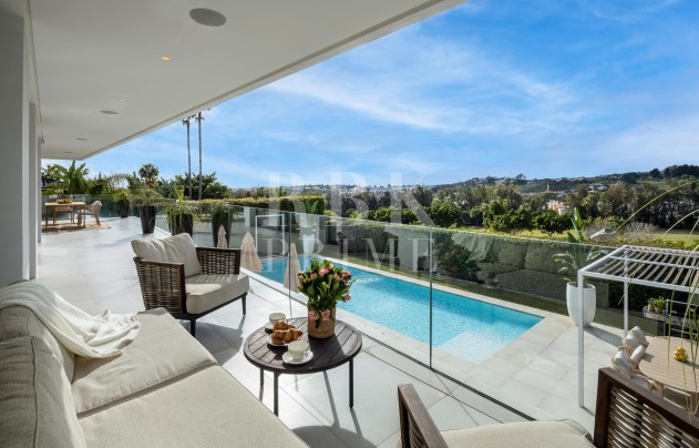 Reventa - Villa - Malaga - Nueva Andalucía