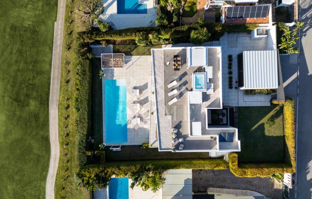 Reventa - Villa - Malaga - Nueva Andalucía