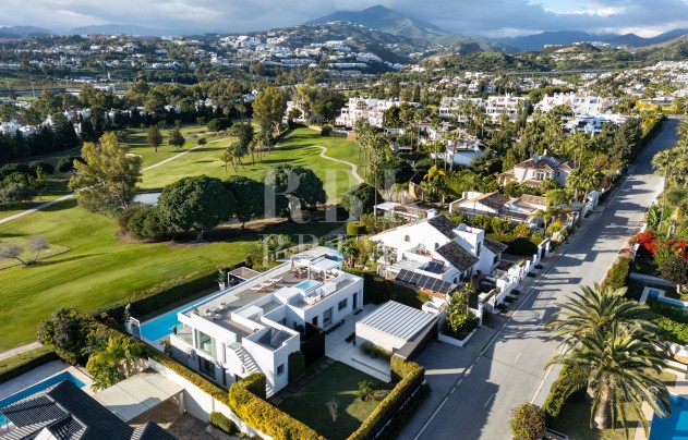 Reventa - Villa - Malaga - Nueva Andalucía