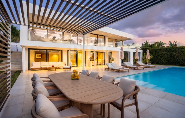 Reventa - Villa - Malaga - Nueva Andalucía