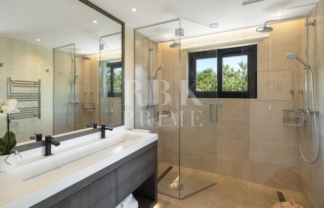 Reventa - Villa - Malaga - Nueva Andalucía
