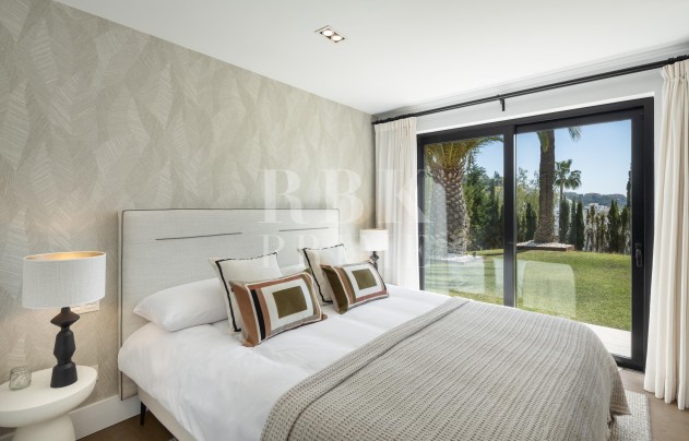 Reventa - Villa - Malaga - Nueva Andalucía