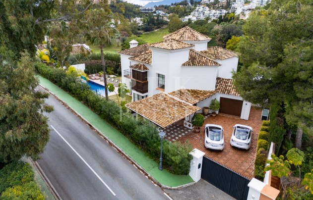 Herverkoop - Villa - Malaga - Benahavís