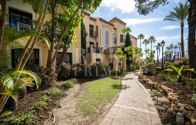 Herverkoop - Apartment - Malaga - Benahavís
