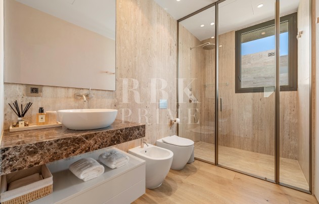 Resale - Apartment - Marbella