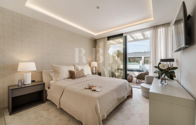 Resale - Villa - Marbella