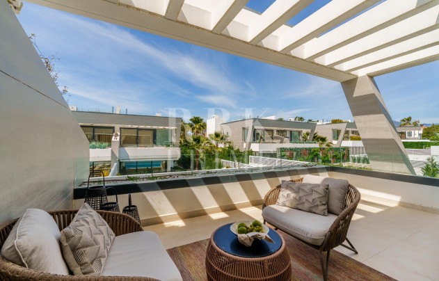 Resale - Villa - Marbella