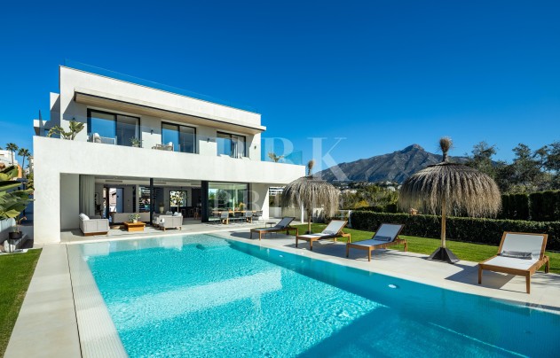 Reventa - Villa - Malaga - Nueva Andalucía