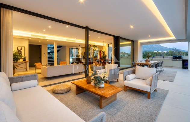 Reventa - Villa - Malaga - Nueva Andalucía