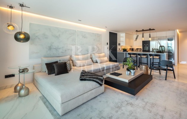 Herverkoop - Apartment - Malaga - Nueva Andalucía