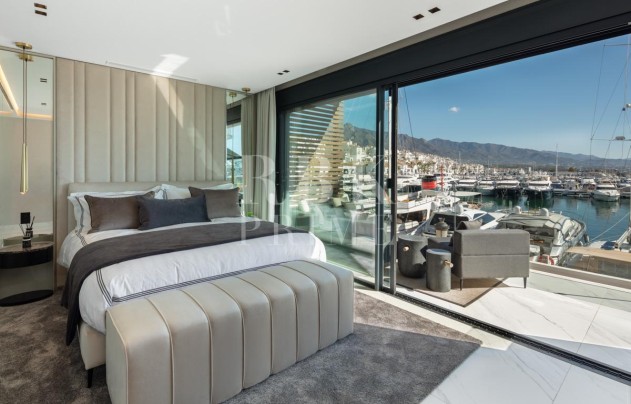 Herverkoop - Apartment - Malaga - Nueva Andalucía