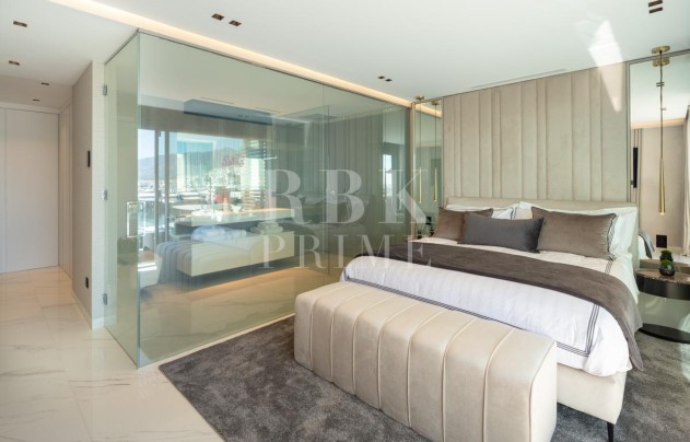 Herverkoop - Apartment - Malaga - Nueva Andalucía