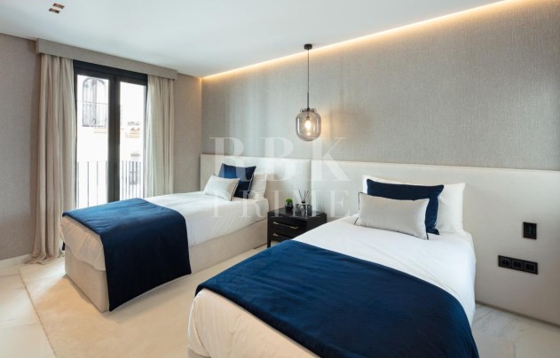 Herverkoop - Apartment - Malaga - Nueva Andalucía