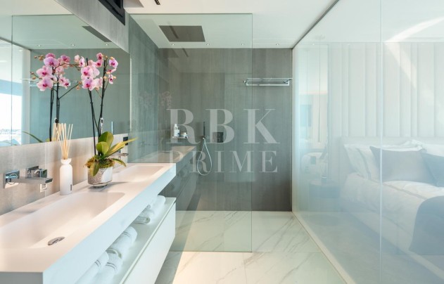 Herverkoop - Apartment - Malaga - Nueva Andalucía