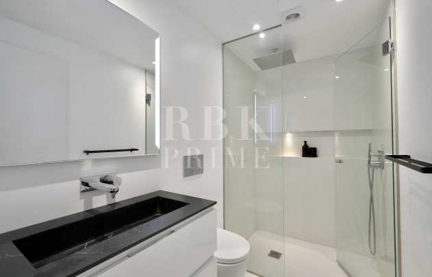 Resale - Apartment - Calvià - Portals Nous
