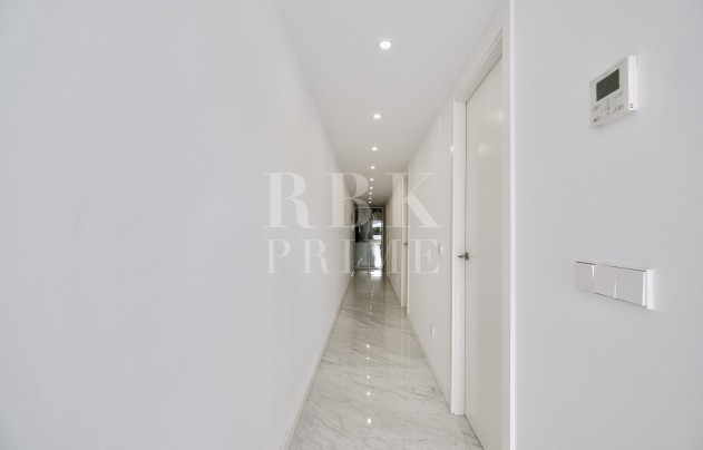Resale - Apartment - Calvià - Portals Nous