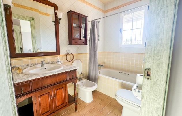 Resale - Villa - La Mata