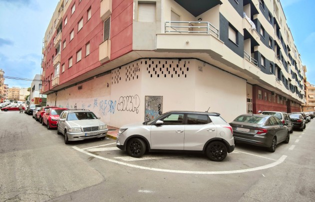 Revente - Commercial - Torrevieja - Playa Los Naufragos