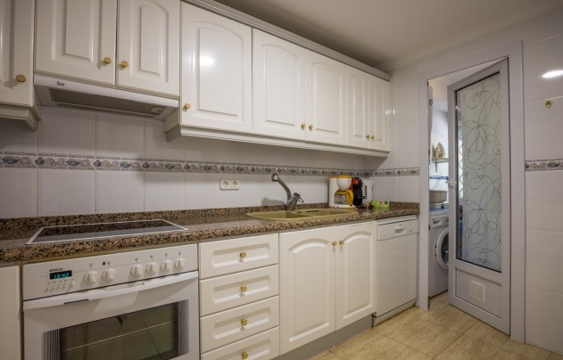 Resale - Apartment - Moraira - La Cometa