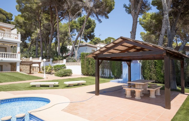 Resale - Apartment - Moraira - La Cometa