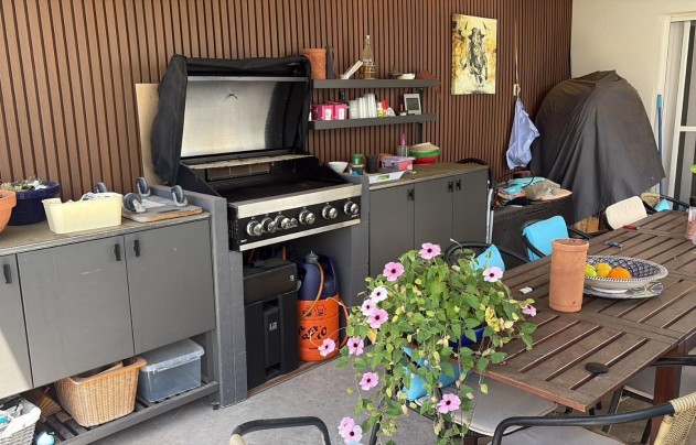 Resale - Villa / House - Torrevieja - La Siesta