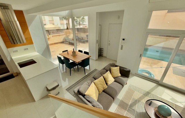 Resale - Villa - Ciudad Quesada - Pueblo Bravo