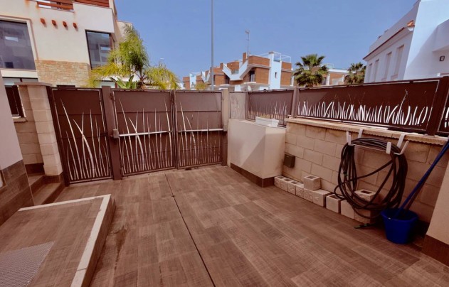 Resale - Villa - Ciudad Quesada - Pueblo Bravo