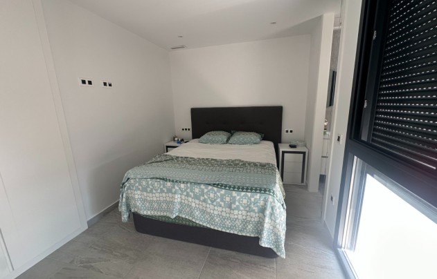 Resale - Villa - San Miguel de Salinas