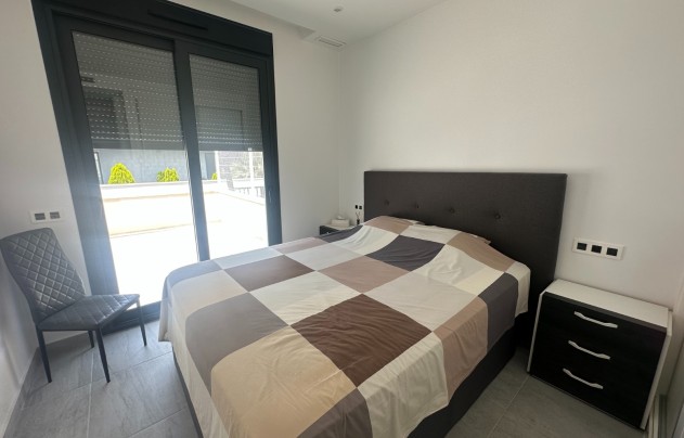 Resale - Villa - San Miguel de Salinas
