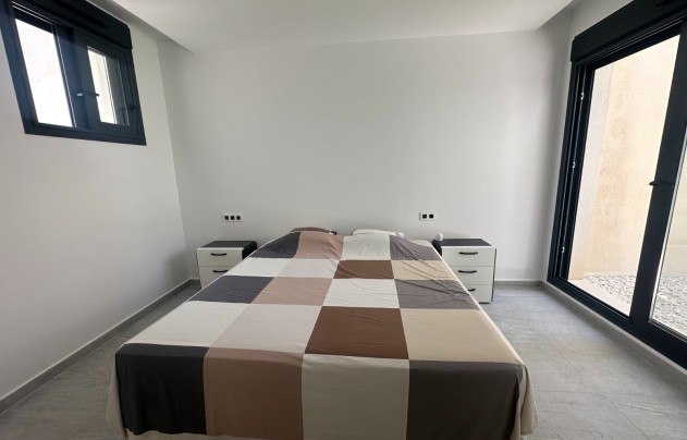 Resale - Villa - San Miguel de Salinas