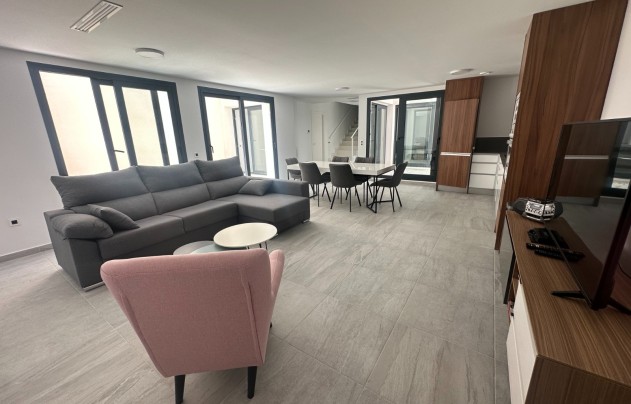 Resale - Villa - San Miguel de Salinas