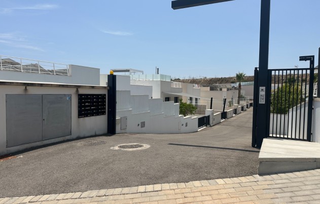 Resale - Villa - San Miguel de Salinas