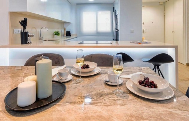 Resale - House - Finestrat - Urbanización