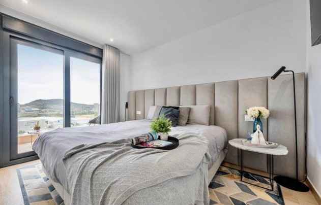 Resale - House - Finestrat - Urbanización