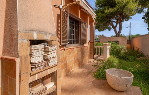 Resale - Villa - Torrevieja - LOS BALCONES - LOS ALTOS